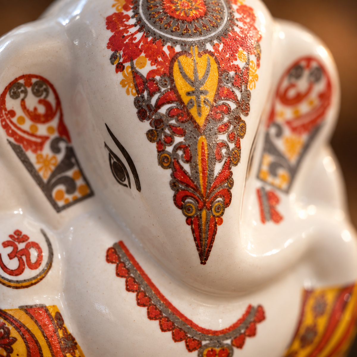 Iccha White Ganesha Murthi (6 cm)
